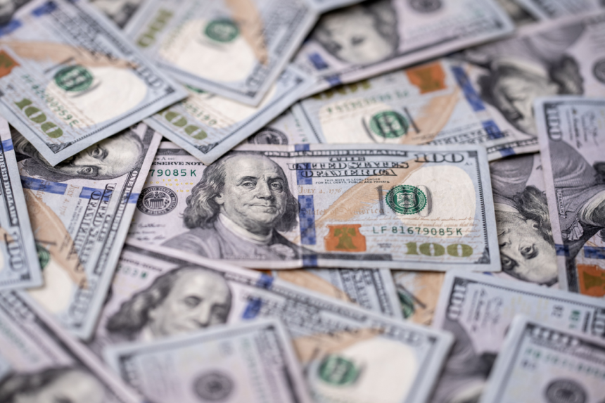 dollar-rebounds-on-iran-war-shock,-but-strategists-doubt-it-lasts