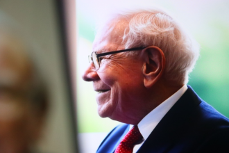 warren-buffett’s-playbook-for-market-volatility
