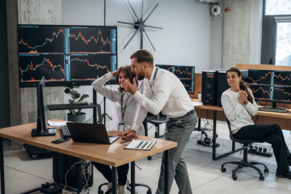 oil-slumps,-stocks-surge-after-ceasefire